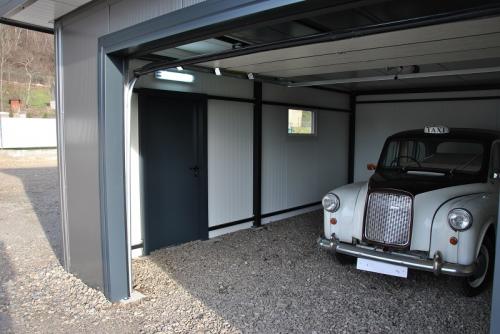 Garage Delux Najlepsze garaże brama garażowa otwarta