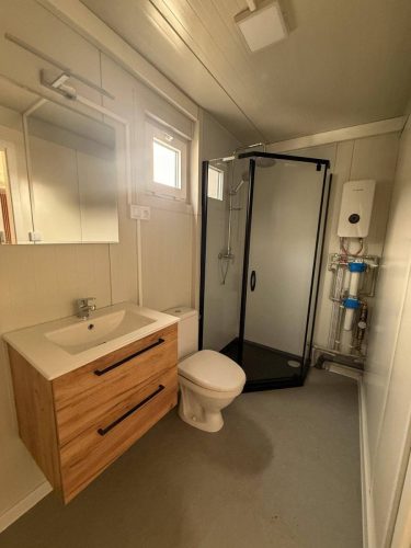 Domek całoroczny z wyposażeniem o powierzchni 30m2 (17)