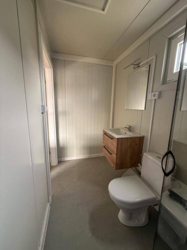 Domek całoroczny z wyposażeniem o powierzchni 30m2 (2)