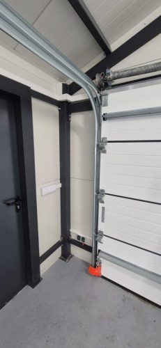 Garage Delux (5)