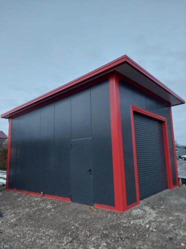 Garaż z płyty warstwowej 7x5m dach płaski zdj3