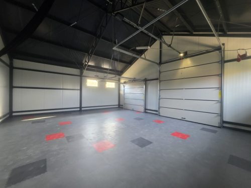 Nowoczesna hala izolowana 80 m² – solidność i uniwersalność (8)