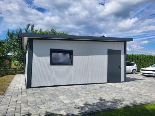 Nowoczesny garaż ocieplany 35 m² (6)